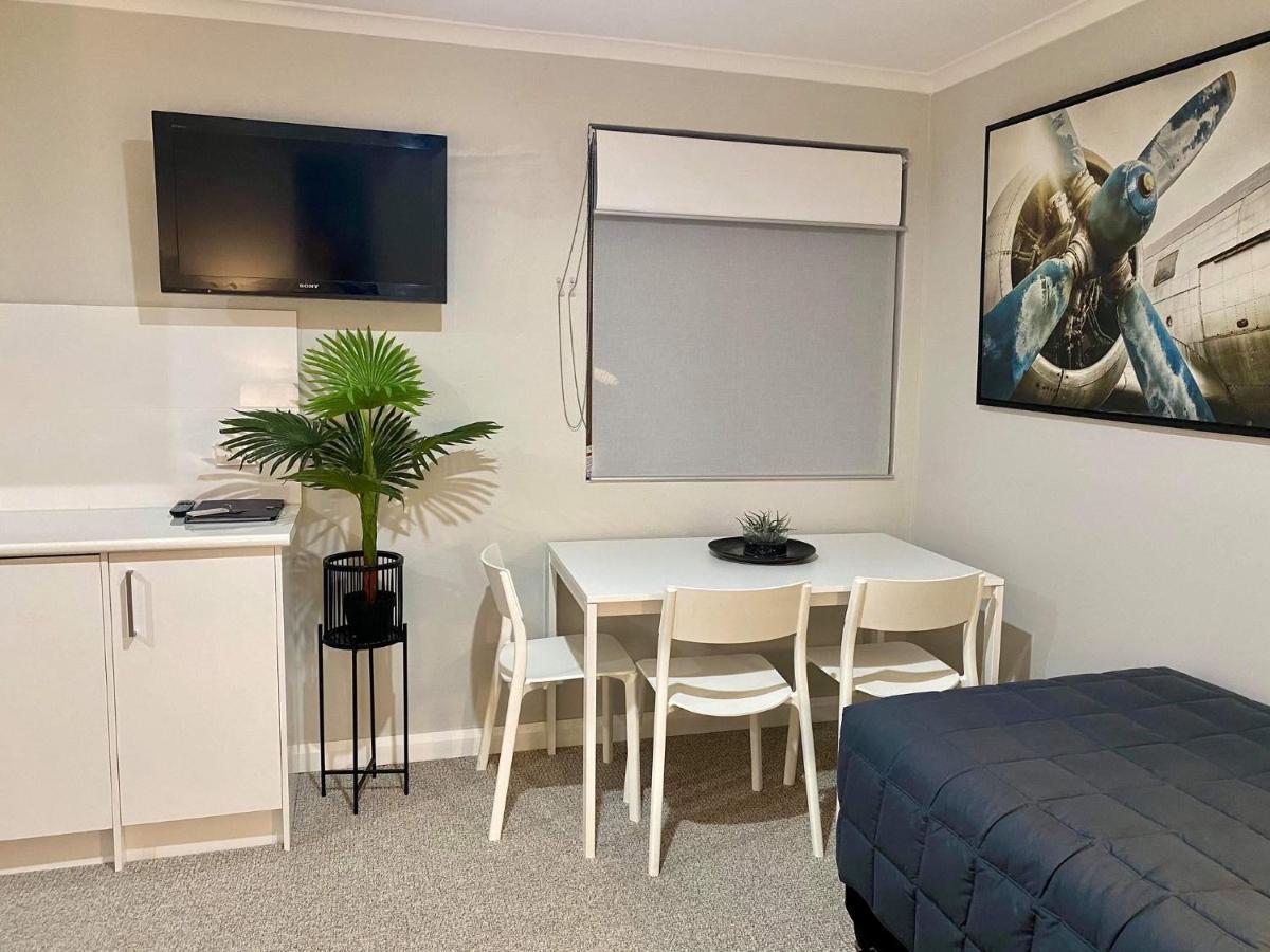 Estelle Kramer Motel Armidale Bagian luar foto