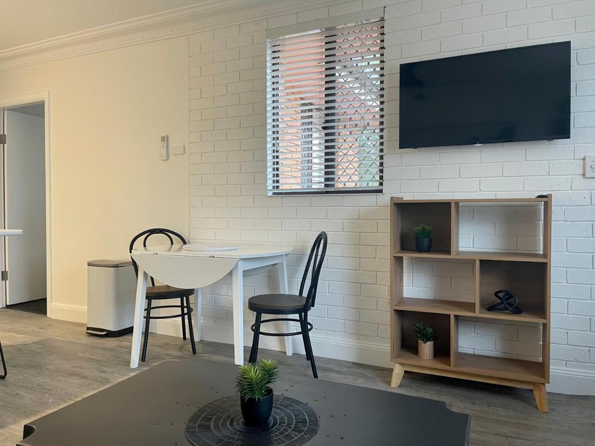 Estelle Kramer Motel Armidale Bagian luar foto