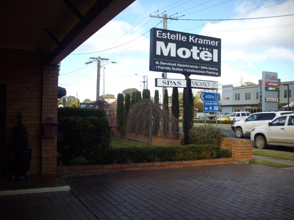 Estelle Kramer Motel Armidale Bagian luar foto
